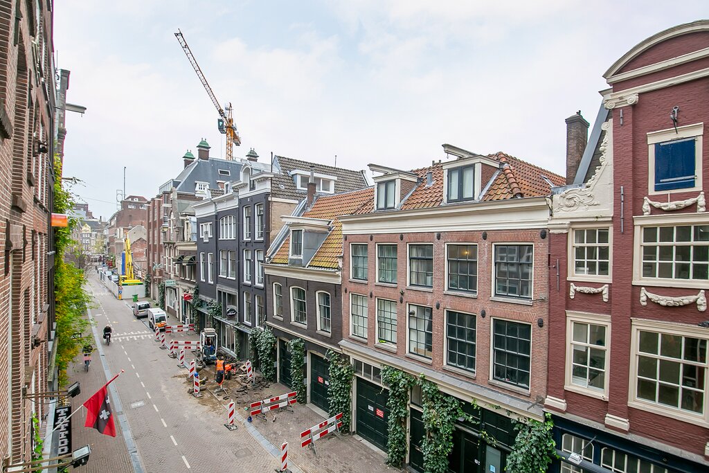 Reguliersdwarsstraat 87 B AMSTERDAM Reguliersdwarsstraat 87 B AMSTERDAM