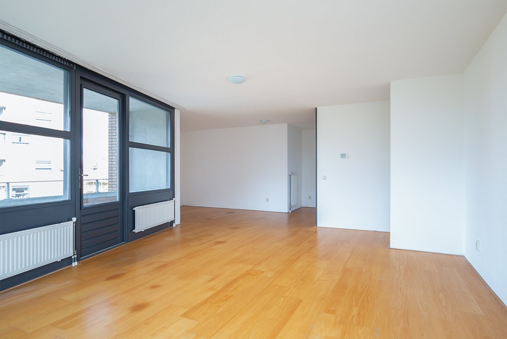 Jan van Duivenvoordestraat 151 +PP AMSTERDAM