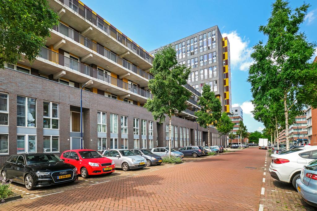 Klaas Katerstraat 40 AMSTERDAM Klaas Katerstraat 40 AMSTERDAM